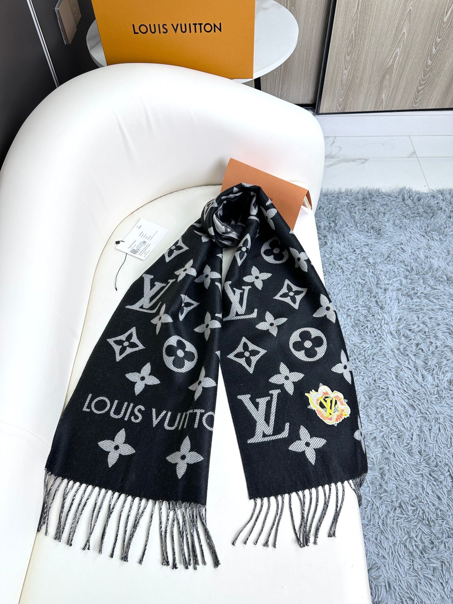 Louis Vuitton Scarf